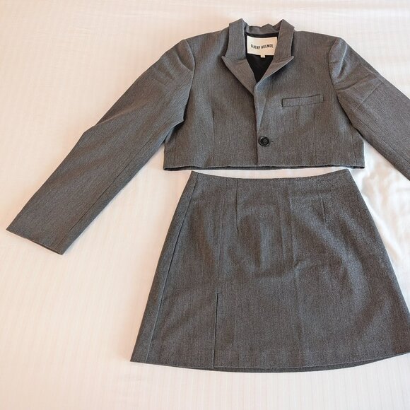 Djerf Avenue Blazer & Dress - Picture 3 of 3